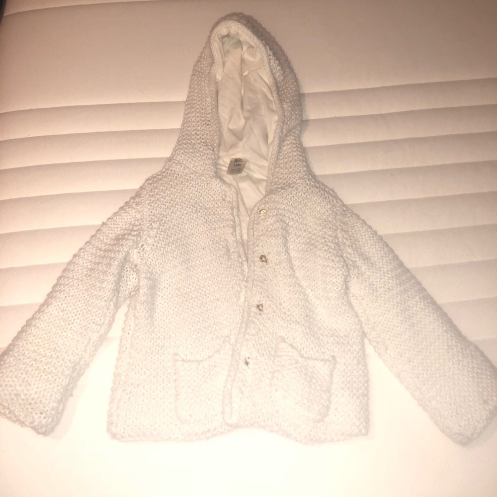 White chunky sweater 18 months